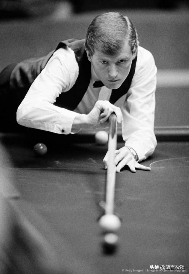 在分析博尔 在分析博尔