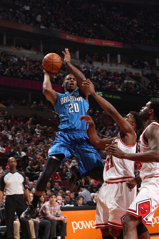 轻微症状持 轻微症状持